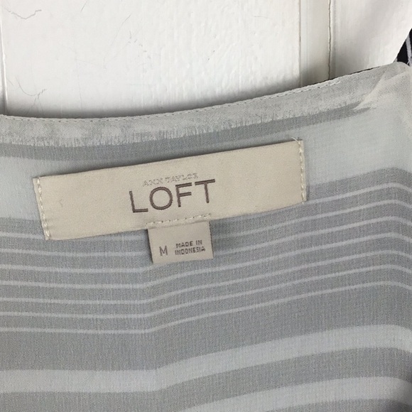 Loft V-Neck Striped sleeveless Blouse Top Size M Black White Career Shell - Picture 3 of 5